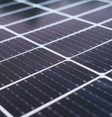 Panneaux photovoltaïques installés en Auvergne-Rhône-Alpes